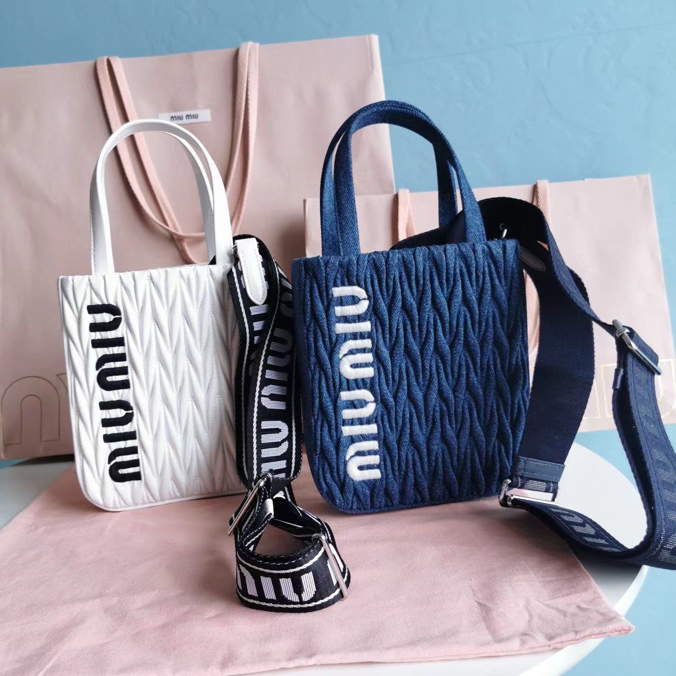 미우미우 Miu Miu 마틀라세 마테라쎄 데님 미니백 미니백 2F3P 5BA220