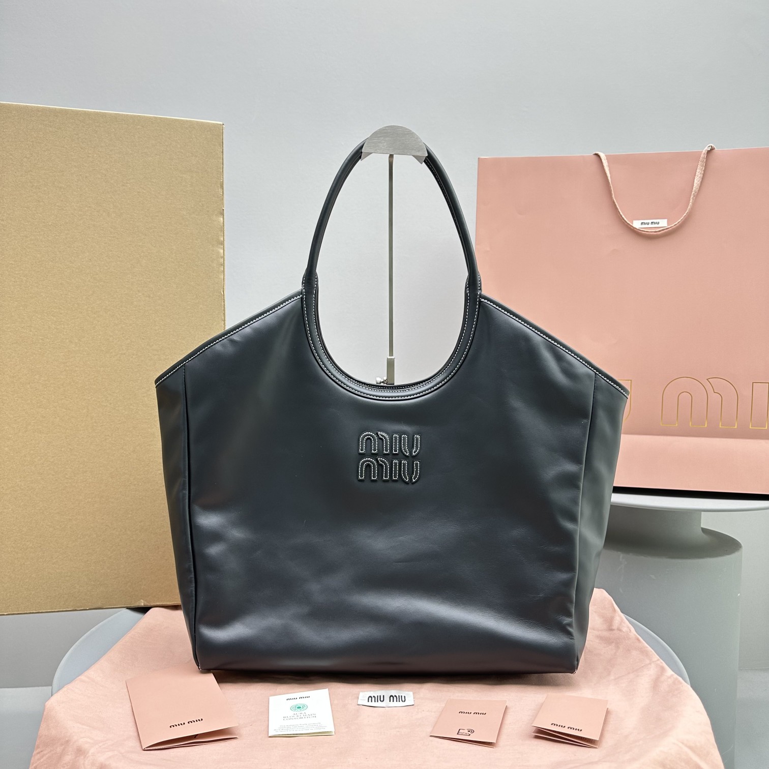 미우미우 가죽 토트백 4칼라 미듐-스몰 5BG276 2DDJ F0002 V OOO