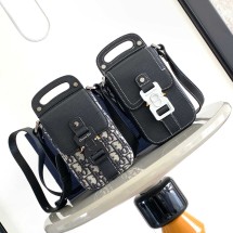 DIOR 디올 새들 스트랩 버티컬 파우치 2칼라 2ADCA446YKK