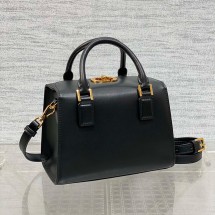디올 복스 레더 CD 로고 스트랩 스몰 여성 보스턴 백 M8671UBEQ