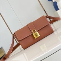 루이비통 WALLET ON CHAIN 로우 키백 M12147