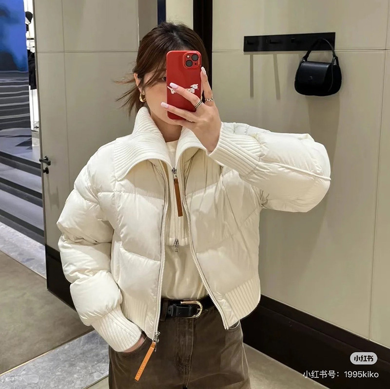 몽클레어 24FW 제이디트 숏패딩 자켓 화이트 J20931A0013059815050